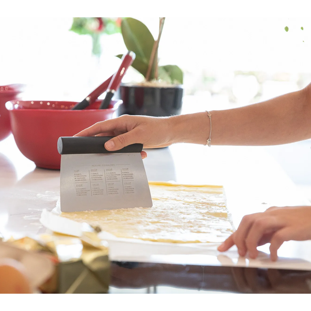 Why choose KitchenAid kitchen utensils?