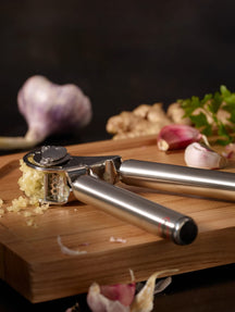 Rosle Garlic Press Round - Stainless Steel - With Scraper