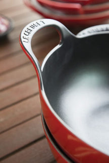 Le Creuset Wok pan / Balti Dish - Cherry red - ø 24 cm / 2.7 liter - enameled non-stick coating