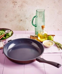 BEKA Frying Pan Energy R with ceramic non-stick coating and cold handle ø 32 cm - suitable for all heat sources