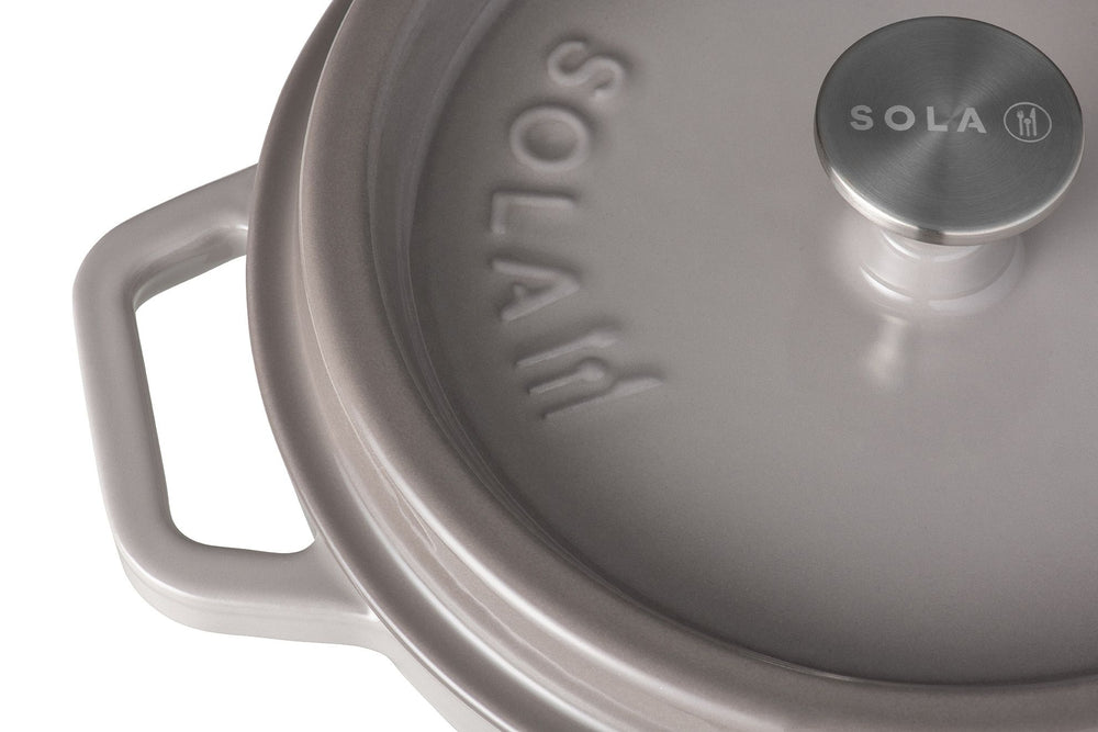 Sola Casserole with lid Cast Iron - Grey - ø 28 cm / 5 Liters - Enameled non-stick coating