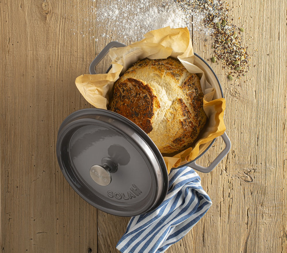 Sola Casserole with lid Cast Iron - Grey - ø 28 cm / 5 Liters - Enameled non-stick coating