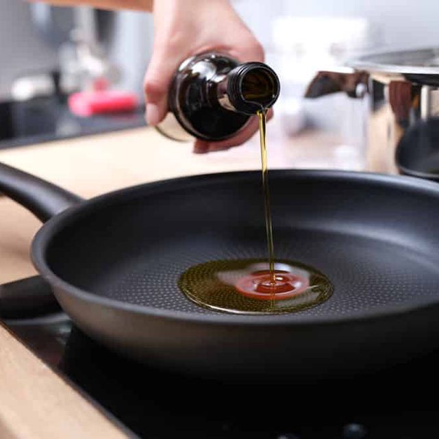 Pans without Teflon and PFAS