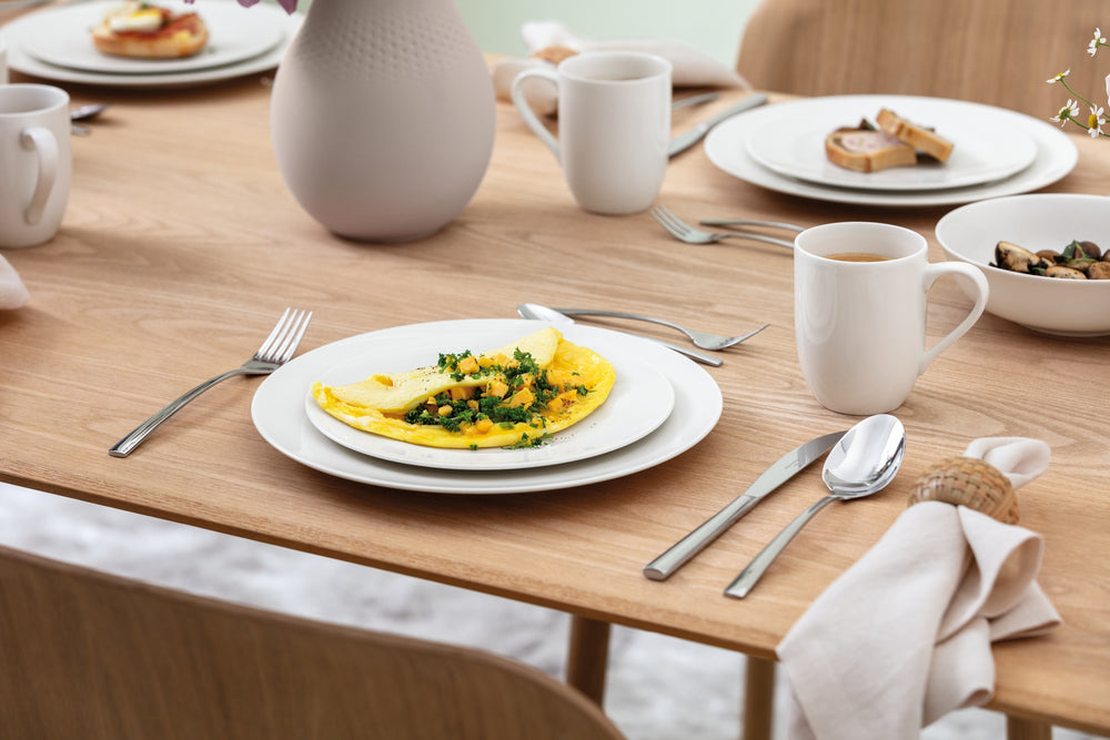 Villeroy & Boch Dinnerware Set For Me 16-piece / 4 persons - 4 mugs, 4 dinner plates, 4 breakfast plates and 4 French bowls