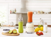 SMEG Smoothie Blender - compact - Cream - 600 ml - PBF01CREU