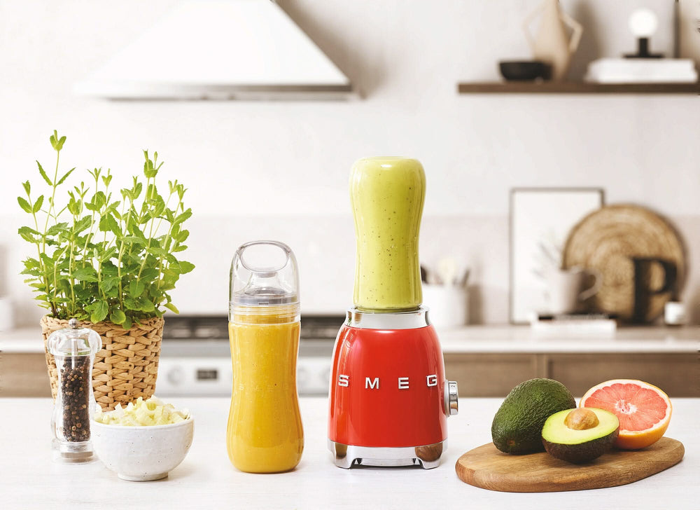 SMEG Smoothie Blender - compact - Red - 600 ml - PBF01RDEU