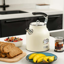 Westinghouse Kettle Retro Collections - 2200 W - vanilla white - 1.7 liters - WKWKH148WH