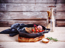 Alva Grill Pan - Grill Plate - Nori - Cast Iron ø 28 cm - Enameled Non-stick Coating + Free Leather Handles