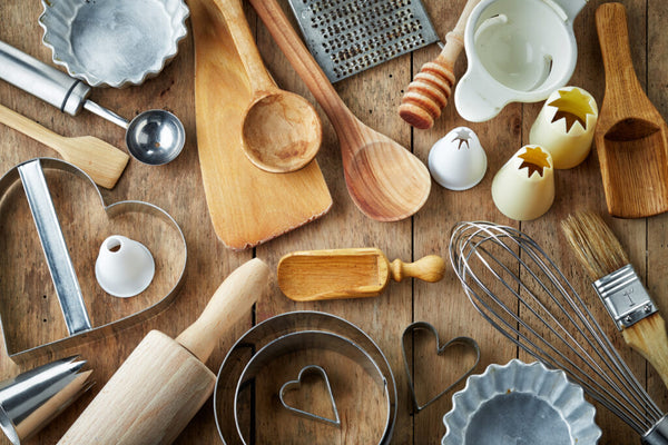 Baking utensils