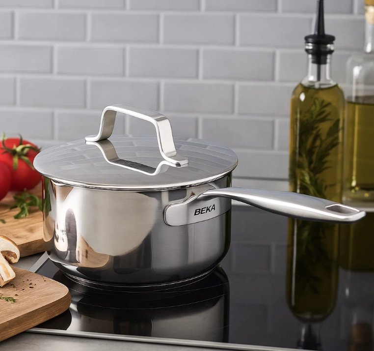 Beka Saucepan Maestro Stainless Steel with 2 pouring spouts and lid ø 16 cm / 1.6 liters - suitable for all heat sources