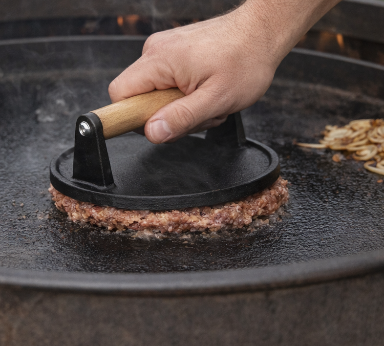 Flattened, full of flavor, and ready in a few minutes. The old-school, crispy burger hype you have to try!