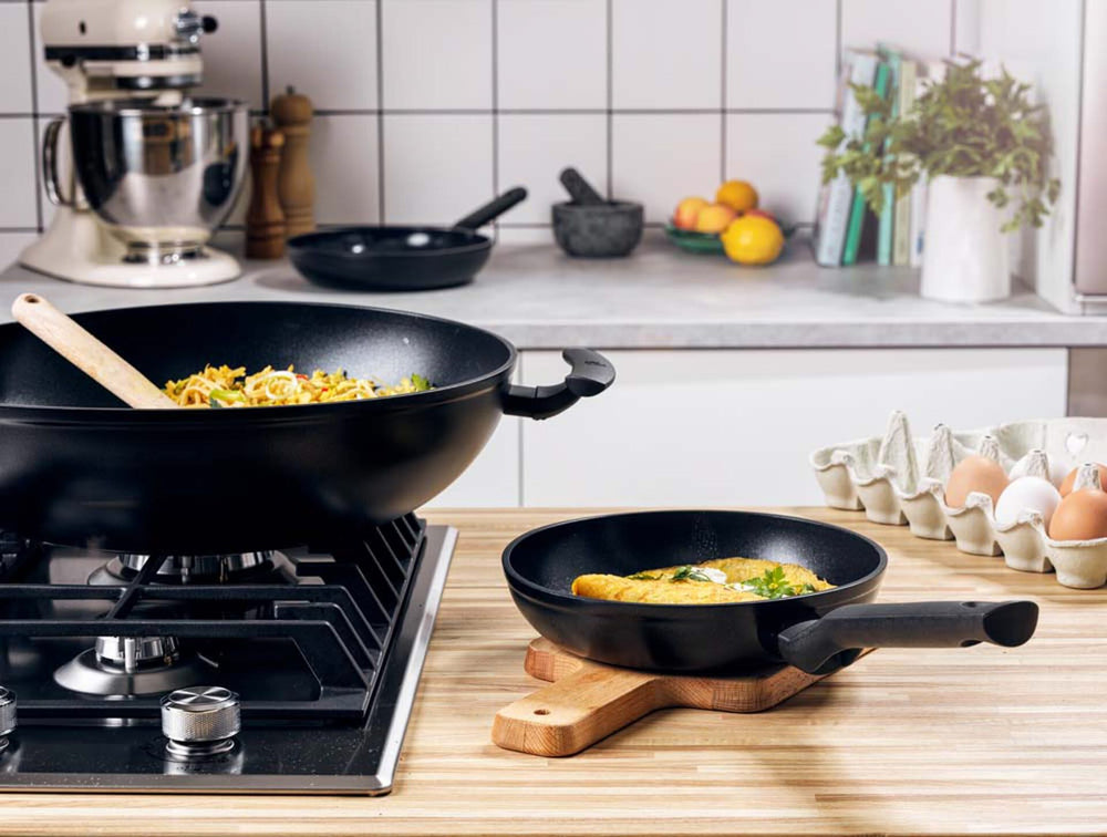 BK Frying pan Easy Induction Aluminum - ø 24 cm -. Ceramic non-stick coating