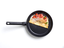 BK Pancake pan / Crepe pan Easy Induction - Aluminum - ø 28 cm -. Ceramic non-stick coating