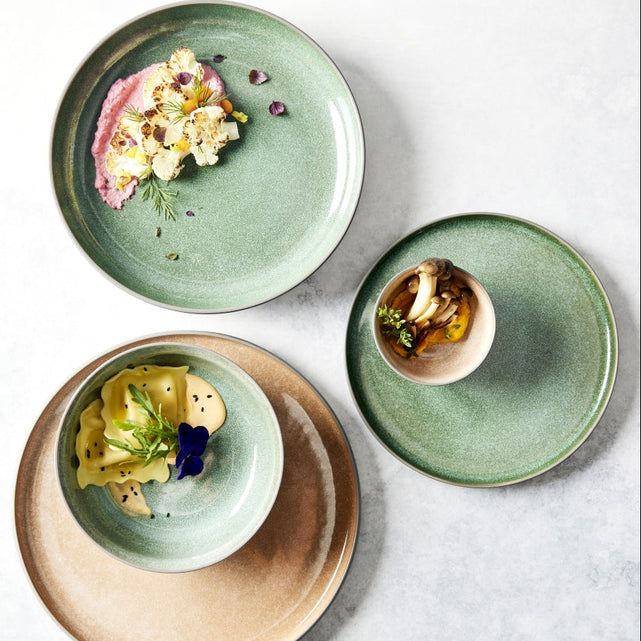 Pottery or porcelain: which suits you?