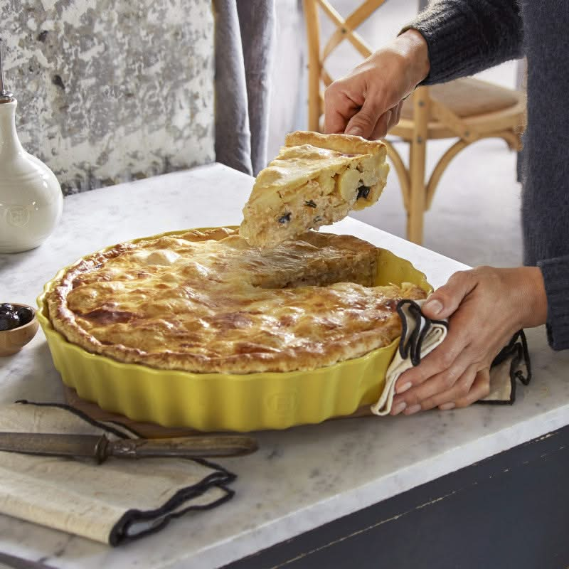 Emile Henry Cake pan Tuscany - ø 32 cm / 2.8 liters