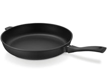 BEKA Frying Pan Energy R with ceramic non-stick coating and cold handle ø 32 cm - suitable for all heat sources