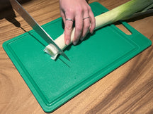 Cookinglife Cutting board  with juice trench 35 x 25 x 0.85 cm - Green