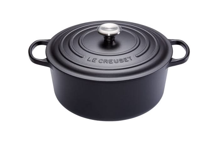 Le Creuset Casserole Signature - Matte Black - ø 20 cm / 2.4 liter