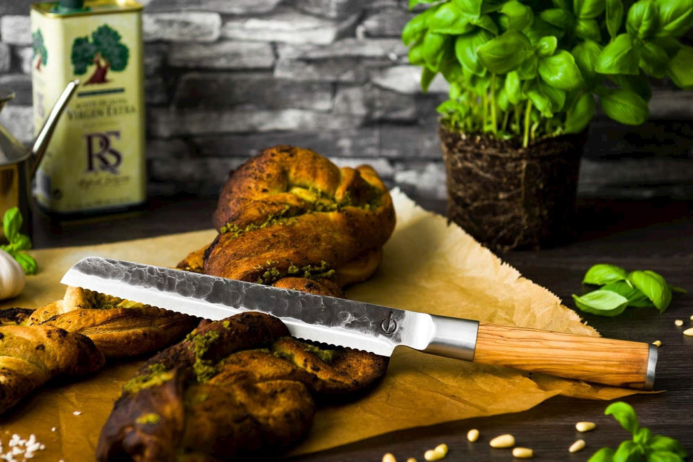 Forged Bread knife Olive 20 cm