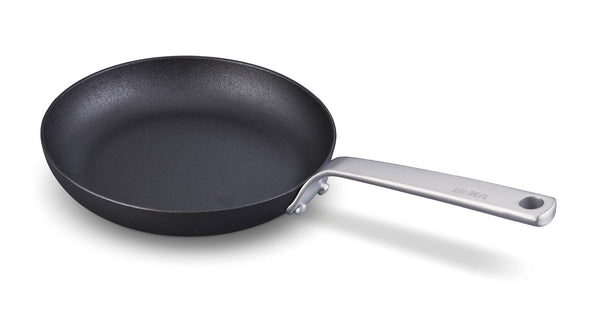 BEKA Frying Pan Stark ø 24 cm - without non-stick coating - suitable for all heat sources