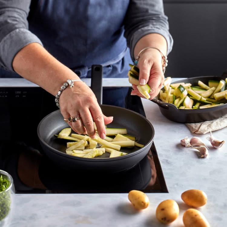 Demeyere Frying pan Alu Comfort 3 - Duraslide - ø 20 cm - standard non-stick coating