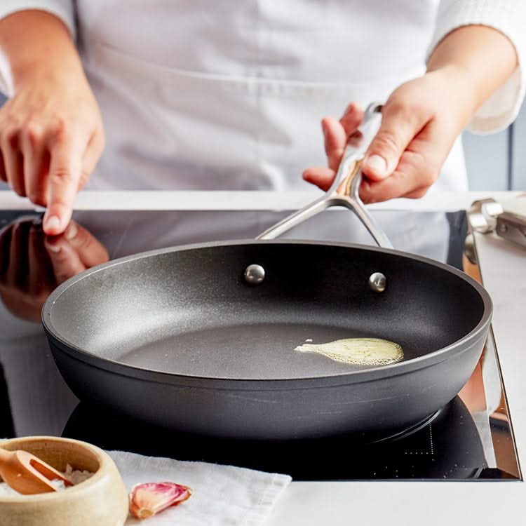 Demeyere Frying pan Alu Pro 5 - Duraslide Titanium - ø 32 cm - standard non-stick coating