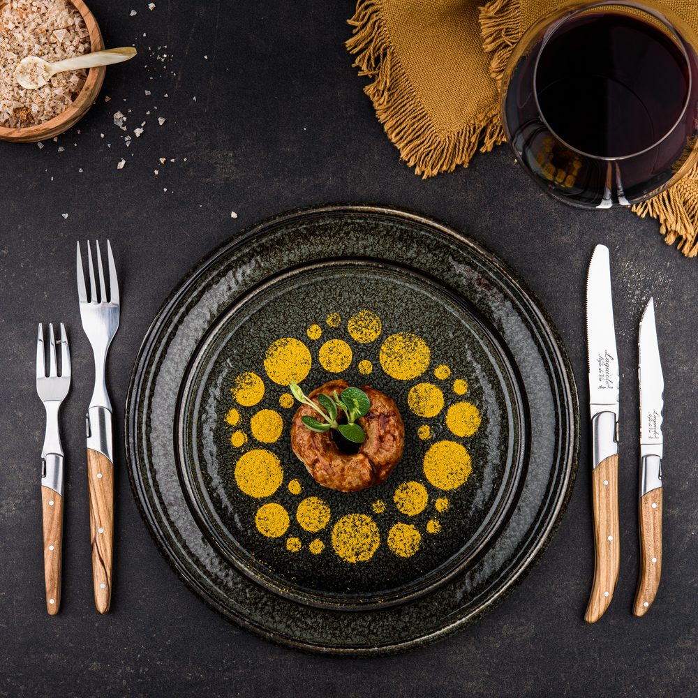 Laguiole Style de Vie Cutlery set - Olive wood - 16 - piece / 4 people