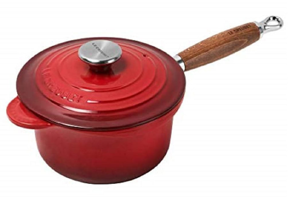 Le Creuset sauce pan with lid - Tradition - cherry red - ø 18 cm / 1.8 liters