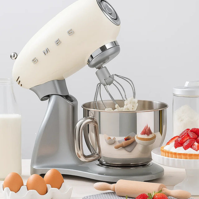 How much power should a good hand mixer have?
